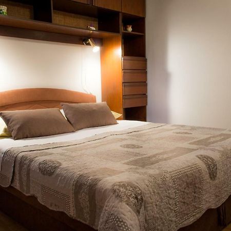 Apartman Dina Рисика Екстериор снимка